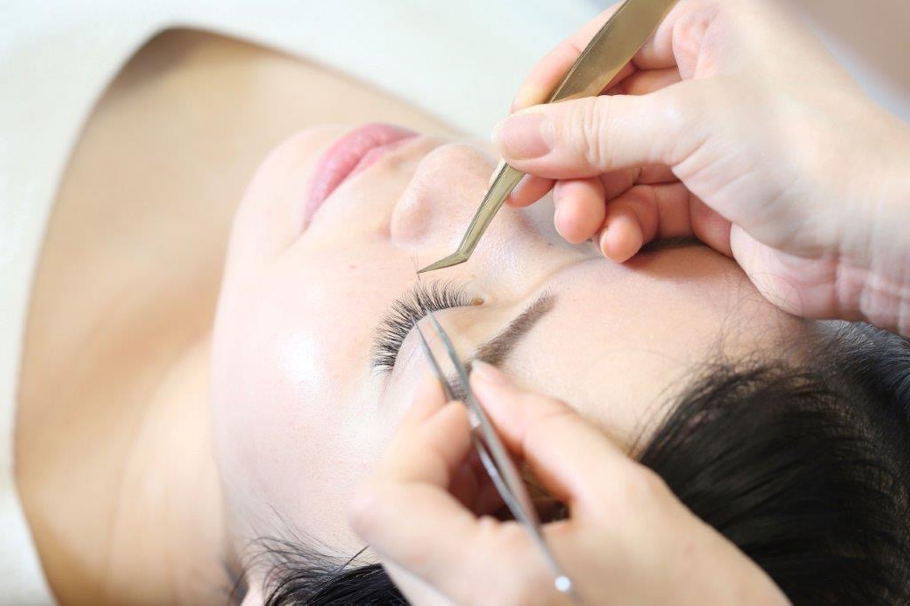 ビューティースクール